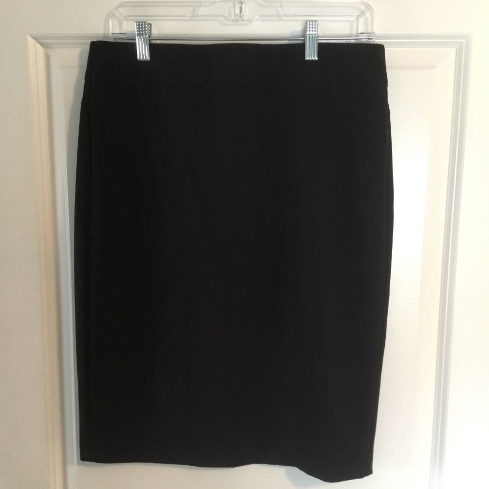 Takara Skirt Black Size  Junior 9